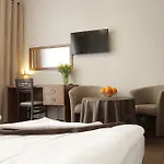 Rest- Z Lazienkami Homestay szállás *