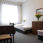 Rest- Z Lazienkami Homestay szállás *