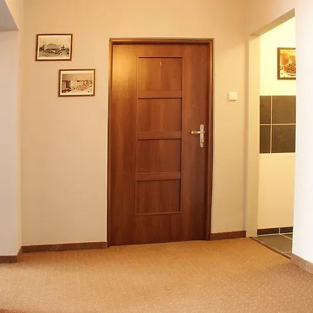 Rest- Z Lazienkami * Γκντίνια