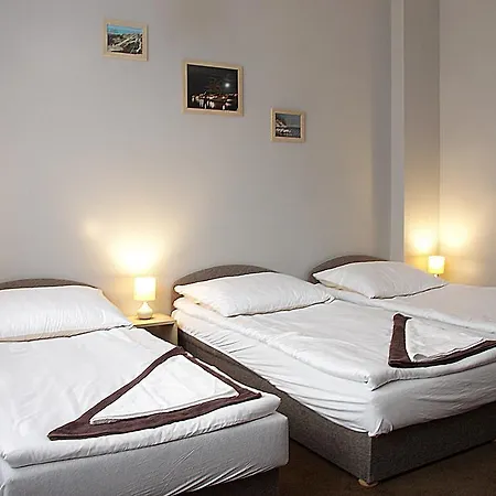 Rest- Z Lazienkami Δωμάτια σε οικογενειακή κατοικία