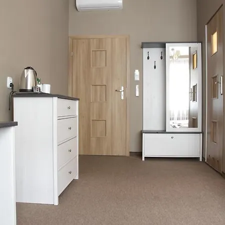 Проживание в семье Rest- Z Lazienkami *