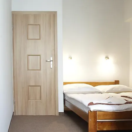 Δωμάτια σε οικογενειακή κατοικία Rest- Z Lazienkami Γκντίνια