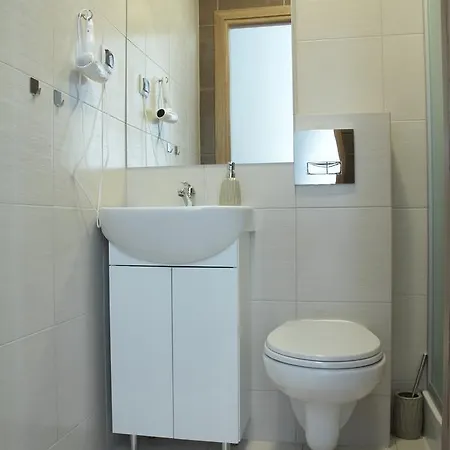 Rest- Z Lazienkami Γκντίνια