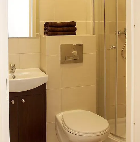 Rest- Z łazienkami Kwatera prywatna