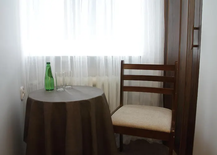 Rest- Z łazienkami *