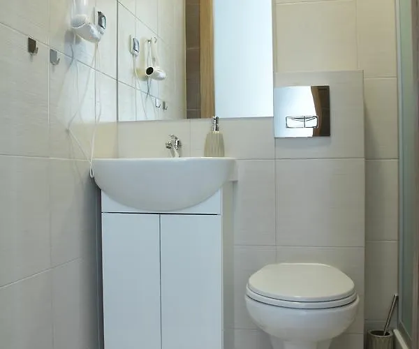 Rest- Z łazienkami Gdynia