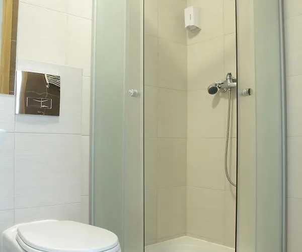 Rest- Z łazienkami Gdynia